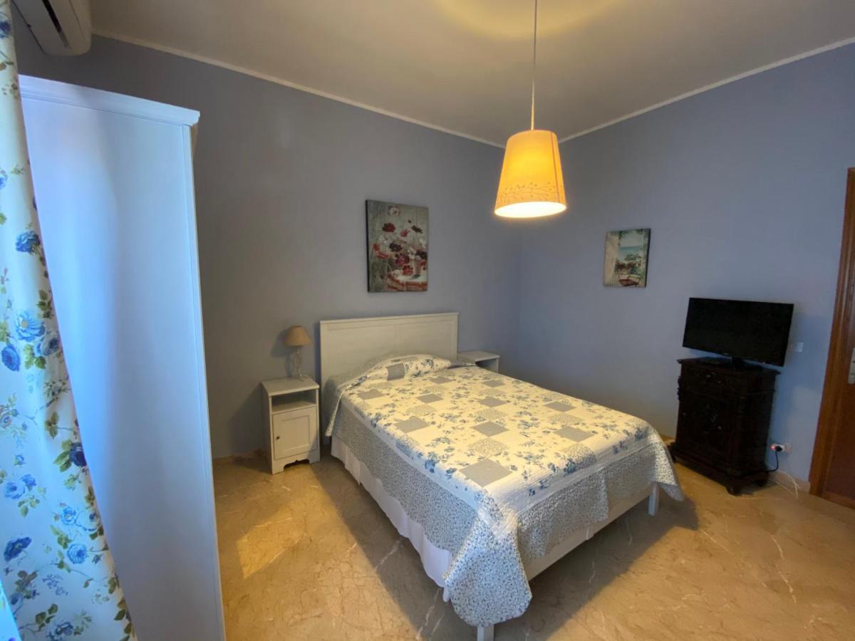 Sogni E Colori Bed and Breakfast Villanova d'Albenga Exteriör bild