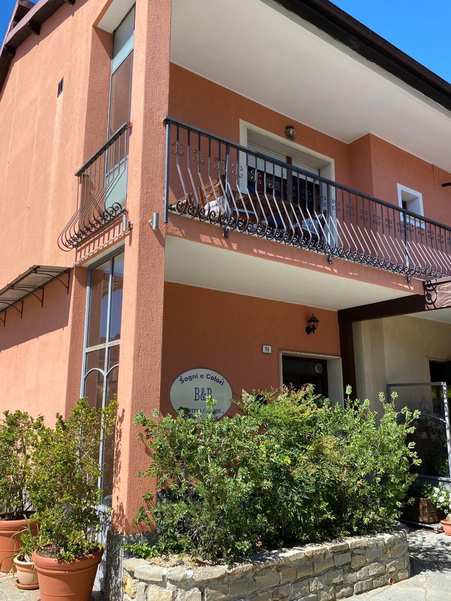 Sogni E Colori Bed and Breakfast Villanova d'Albenga Exteriör bild